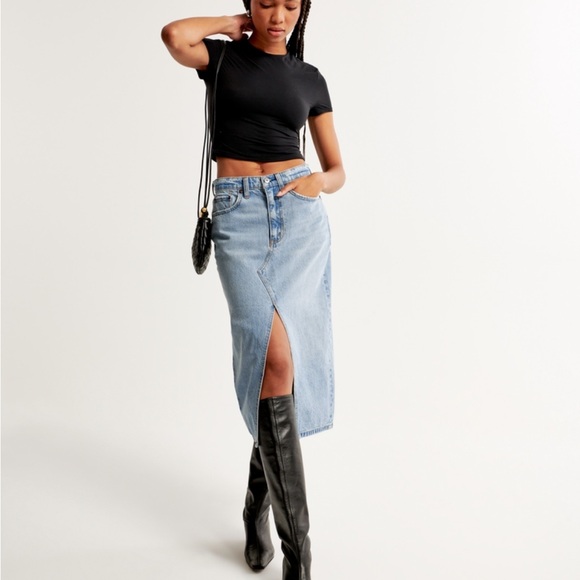 Abercrombie & Fitch Dresses & Skirts - Abercrombie Denim Midi Skirt